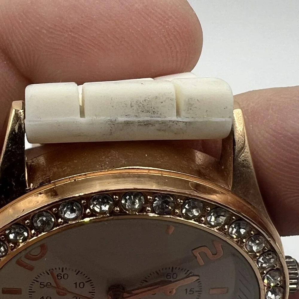 Ladies Trendy Round Rose Gold Tone Bezel‎ White Dial Poly Band Analog Watch J6